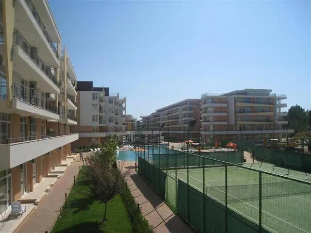 Grand кameliq - Morski Briz סאני ביץ'